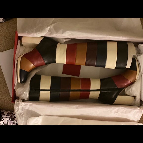 HOST PICK‼️Valentino Garavani Leather Color-Bloc Knee-Hi Boot - Picture 2 of 16